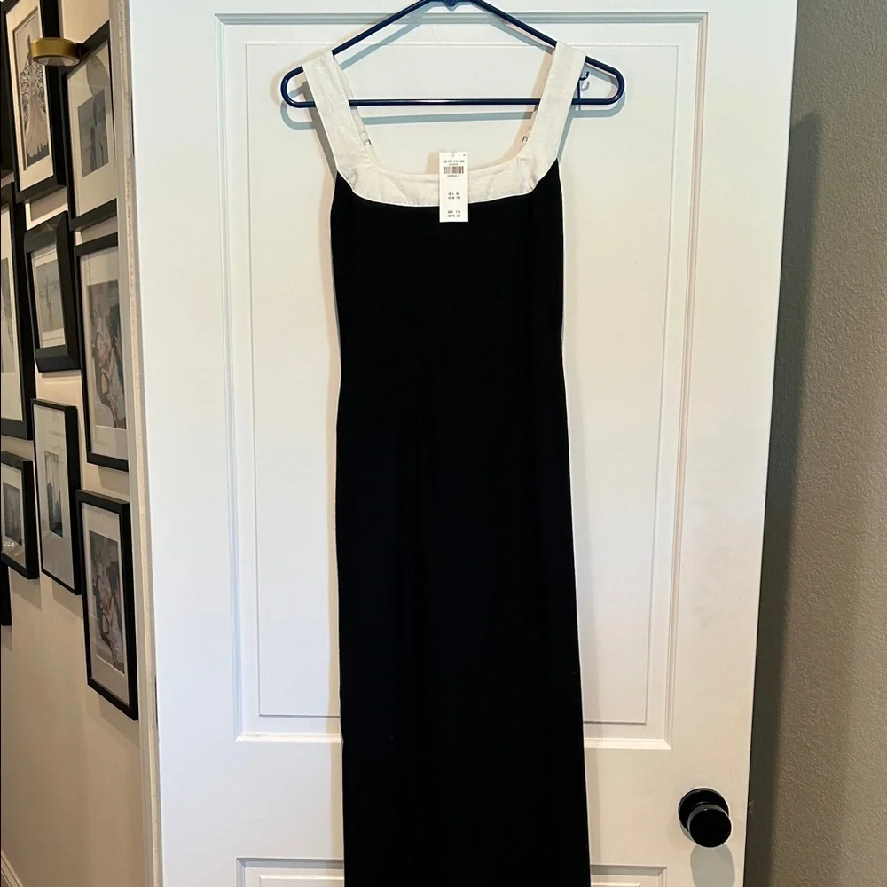 Abercrombie & Fitch Black and White Maxi Dress